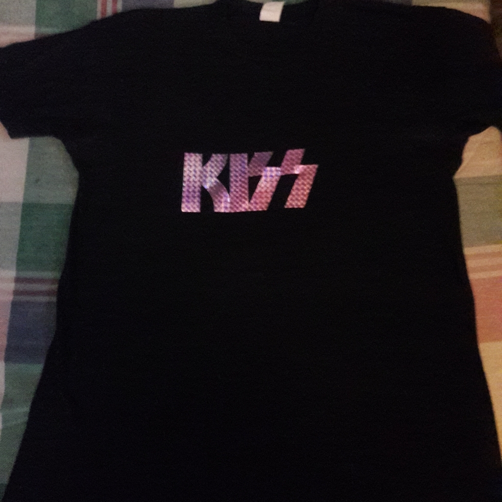 1976 KISS concert tee